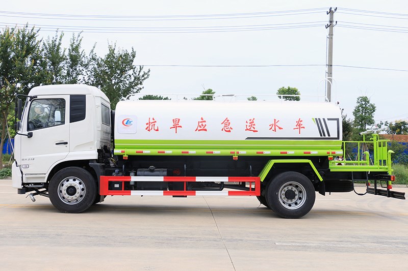 國六東風(fēng)天錦 14噸 灑水車(chē)