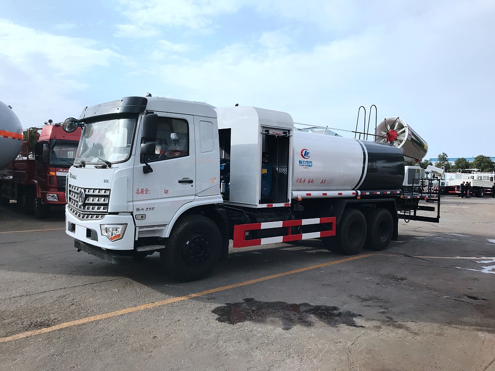 東風(fēng)專(zhuān)底D3L后雙橋抑塵車(chē)國六16立方/50-120米霧炮