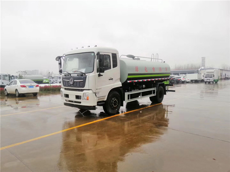 國六14方東風(fēng)灑水車(chē)