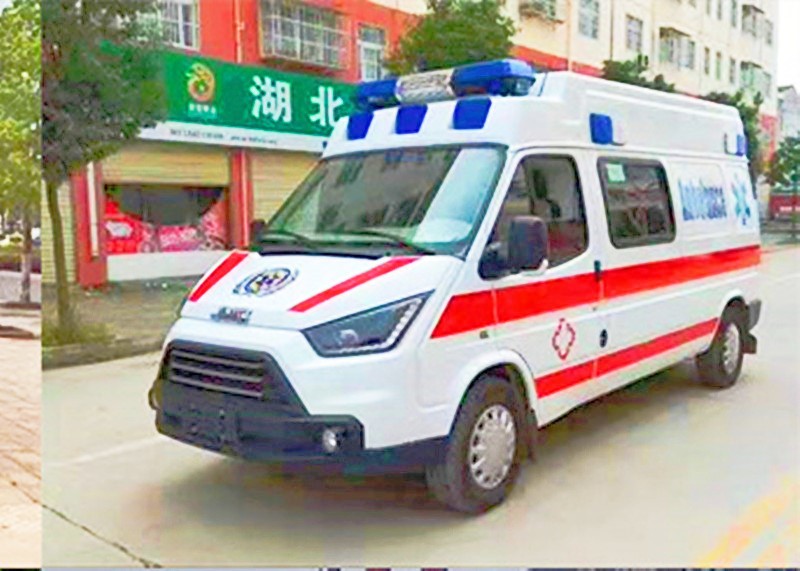 江鈴特順長(cháng)軸高頂柴油版救護車(chē)