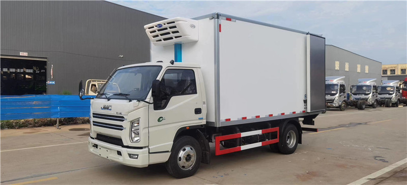 國六 江鈴順達寬體4.2米冷藏車(chē)